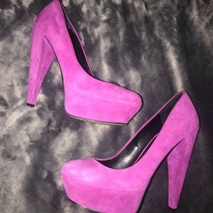 Dolce vita suede platform pump 💖